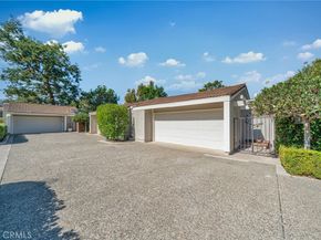 15 Rocky Knl, Irvine CA 92612