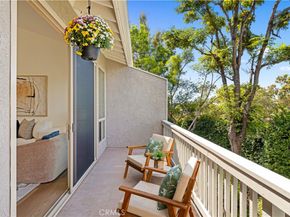 15 Rocky Knl, Irvine CA 92612