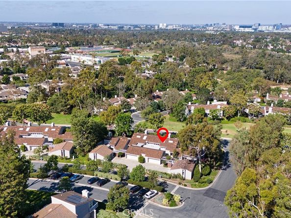 15 Rocky Knl, Irvine CA 92612