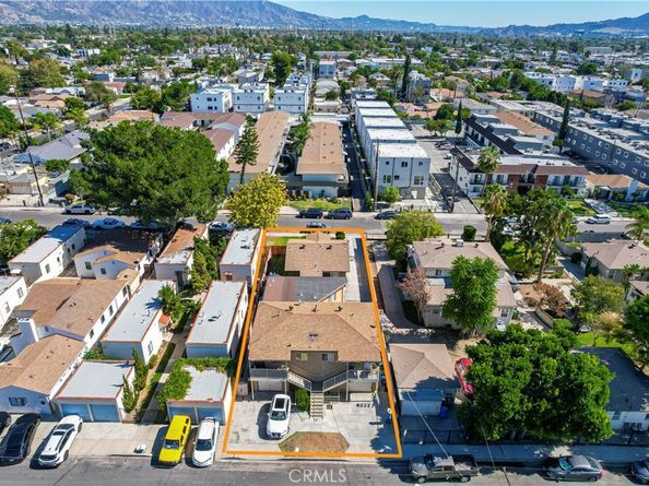 5738 Klump, North Hollywood CA 91601