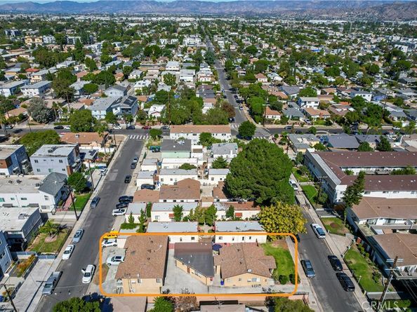 5738 Klump, North Hollywood CA 91601