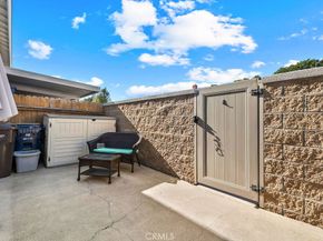 19844 Berkshire, Huntington Beach CA 92646