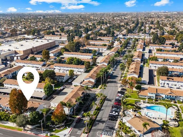 19844 Berkshire, Huntington Beach CA 92646