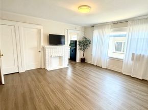 1109 E 1st 11, Long Beach CA 90802