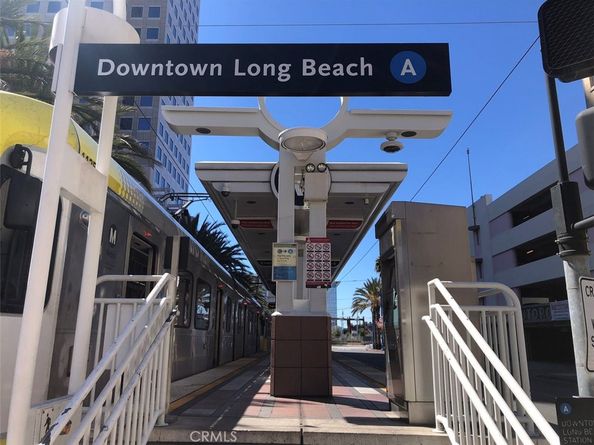 1109 E 1st 11, Long Beach CA 90802