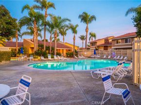 21066 Poolside, Huntington Beach CA 92648
