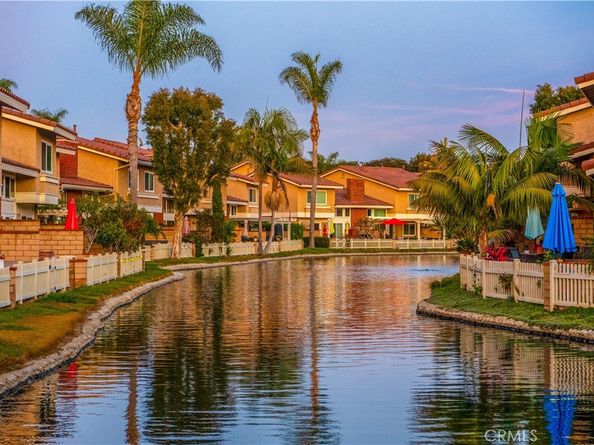 21066 Poolside, Huntington Beach CA 92648