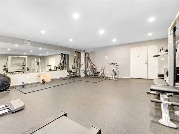 6140 Monterey Road 406, Los Angeles CA 90042