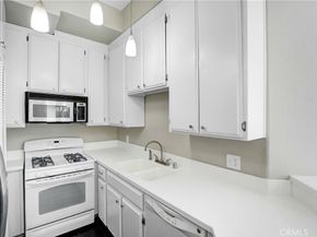 6140 Monterey Road 406, Los Angeles CA 90042