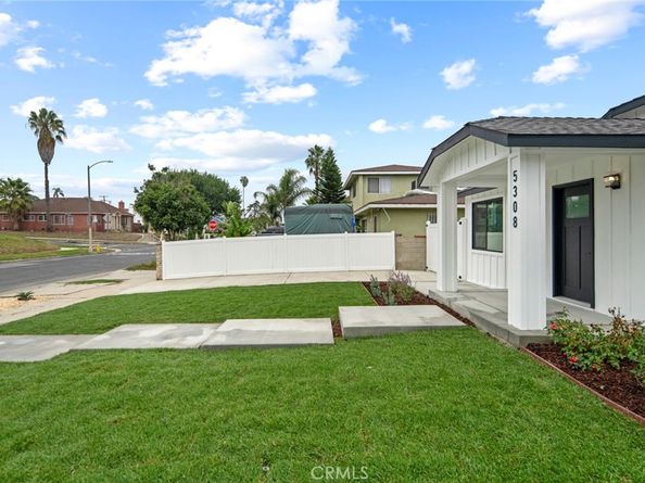 5308 S Victoria, Los Angeles CA 90043