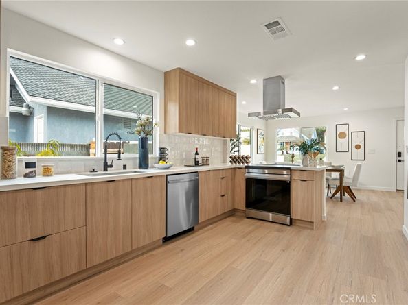 5308 S Victoria, Los Angeles CA 90043