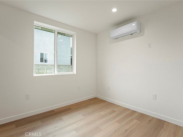 5308 S Victoria, Los Angeles CA 90043