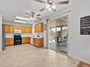 7422 Longstreet Lane, Fontana CA 92336
