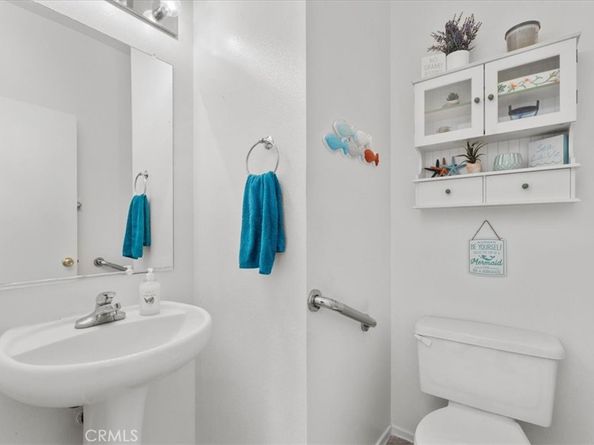 7422 Longstreet Lane, Fontana CA 92336