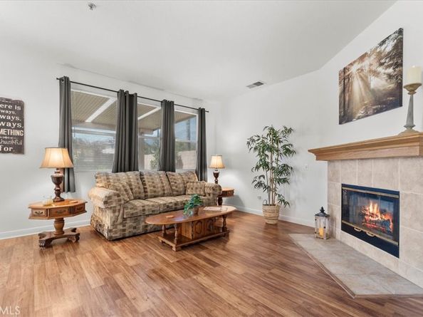7422 Longstreet Lane, Fontana CA 92336