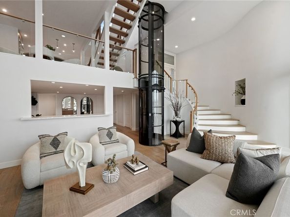 16449 Wimbledon Lane, Huntington Beach CA 92649