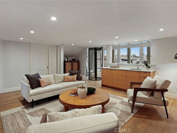 16449 Wimbledon Lane, Huntington Beach CA 92649