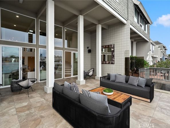 16449 Wimbledon Lane, Huntington Beach CA 92649