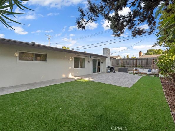 2901 Royal Palm Drive, Costa Mesa CA 92626