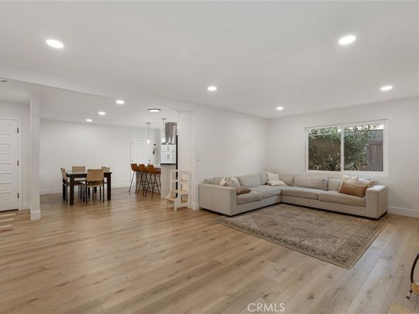 2901 Royal Palm Drive, Costa Mesa CA 92626