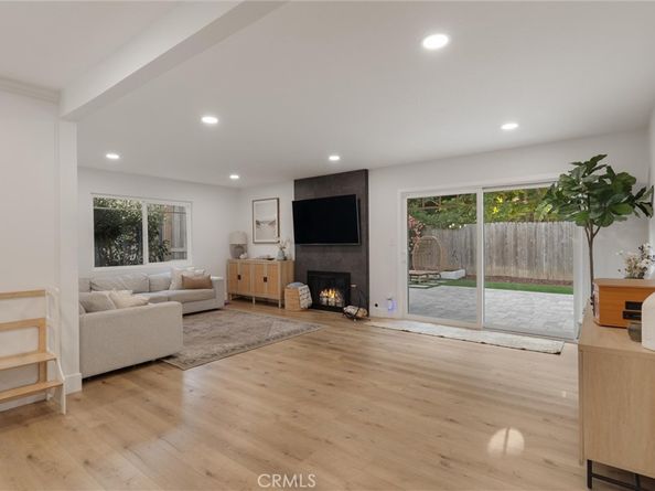 2901 Royal Palm Drive, Costa Mesa CA 92626