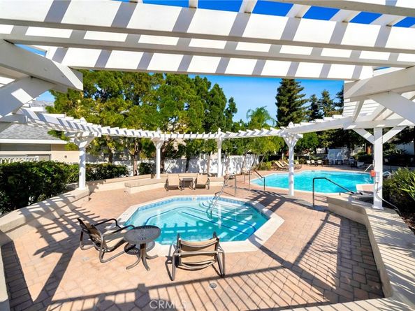 27725 Falkirk 103, Mission Viejo CA 92691