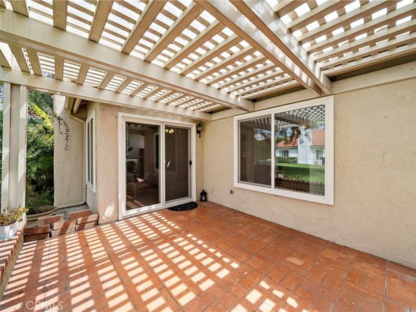 27748 Via Sarasate, Mission Viejo CA 92692