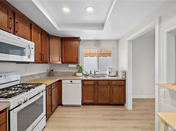 27748 Via Sarasate, Mission Viejo CA 92692