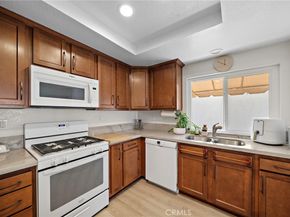27748 Via Sarasate, Mission Viejo CA 92692