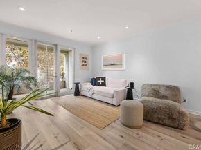 2233 Martin 212, Irvine CA 92612