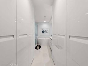 2233 Martin 212, Irvine CA 92612