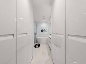 2233 Martin 212, Irvine CA 92612