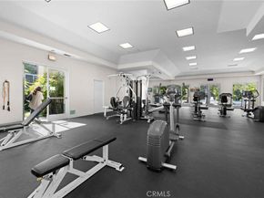 2233 Martin 212, Irvine CA 92612