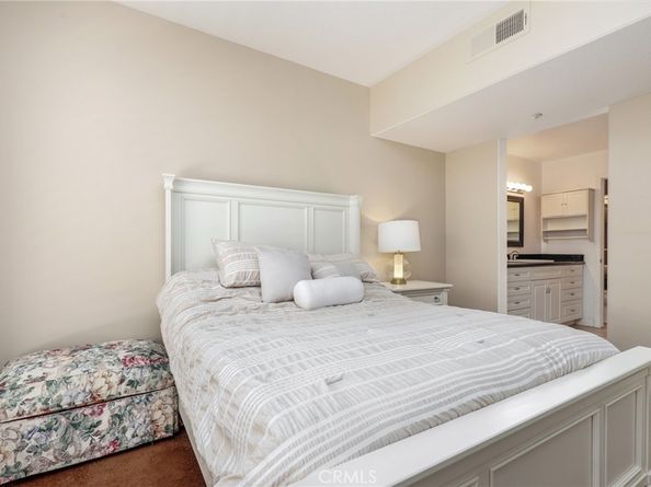 2960 Champion Way 1208, Tustin CA 92782