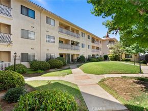 18900 Delaware Street 48, Huntington Beach CA 92648