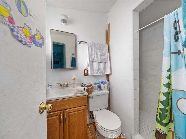 526 Nottingham Avenue, Santa Ana CA 92703