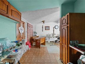 526 Nottingham Avenue, Santa Ana CA 92703