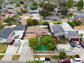 526 Nottingham Avenue, Santa Ana CA 92703