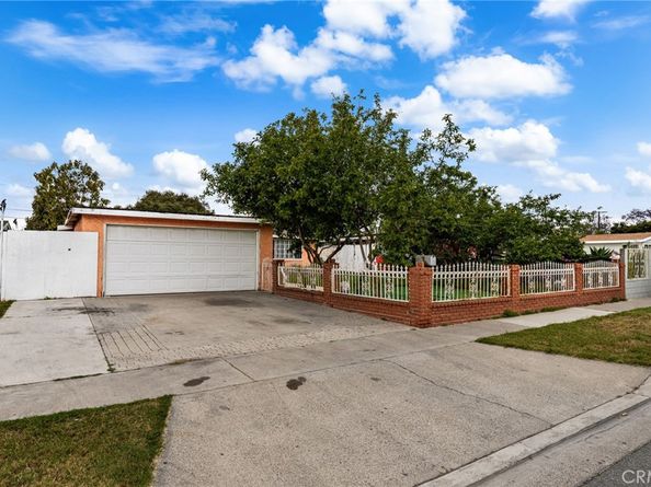 526 Nottingham Avenue, Santa Ana CA 92703