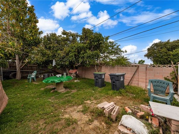 526 Nottingham Avenue, Santa Ana CA 92703