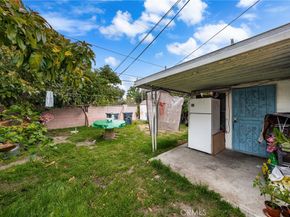 526 Nottingham Avenue, Santa Ana CA 92703