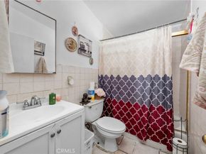 526 Nottingham Avenue, Santa Ana CA 92703