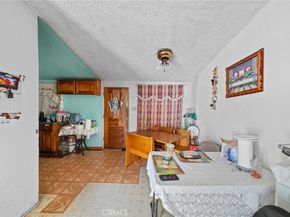 526 Nottingham Avenue, Santa Ana CA 92703