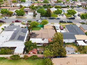 526 Nottingham Avenue, Santa Ana CA 92703
