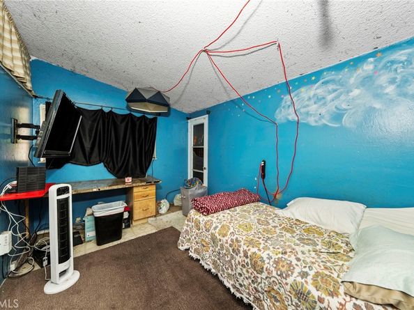526 Nottingham Avenue, Santa Ana CA 92703