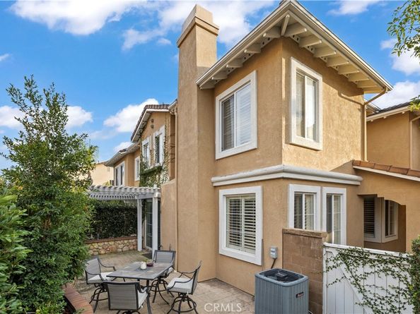 31 Poppy 50, Irvine CA 92618