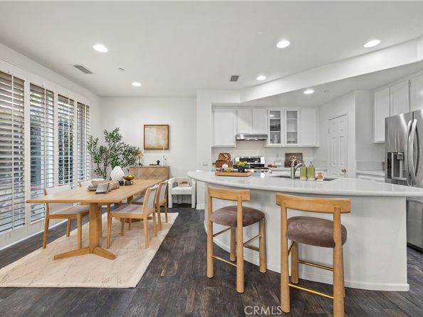 31 Poppy 50, Irvine CA 92618