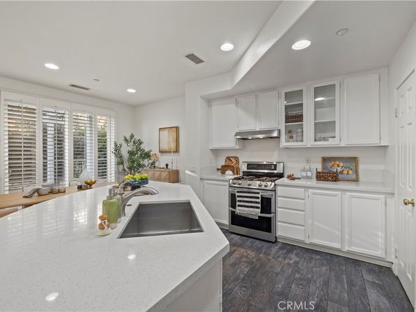 31 Poppy 50, Irvine CA 92618