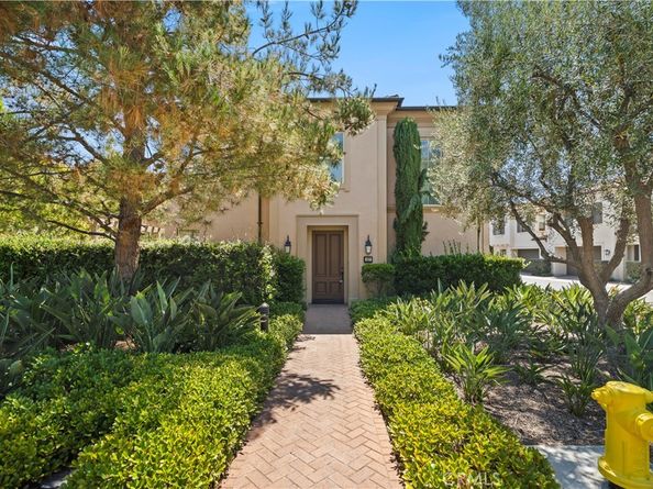 157 Rodeo, Irvine CA 92602