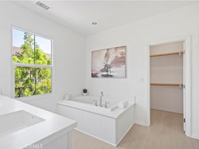 157 Rodeo, Irvine CA 92602
